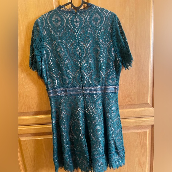 Size 12 BB DAKOTA teal mini lace fit and flare dress - Picture 3 of 6
